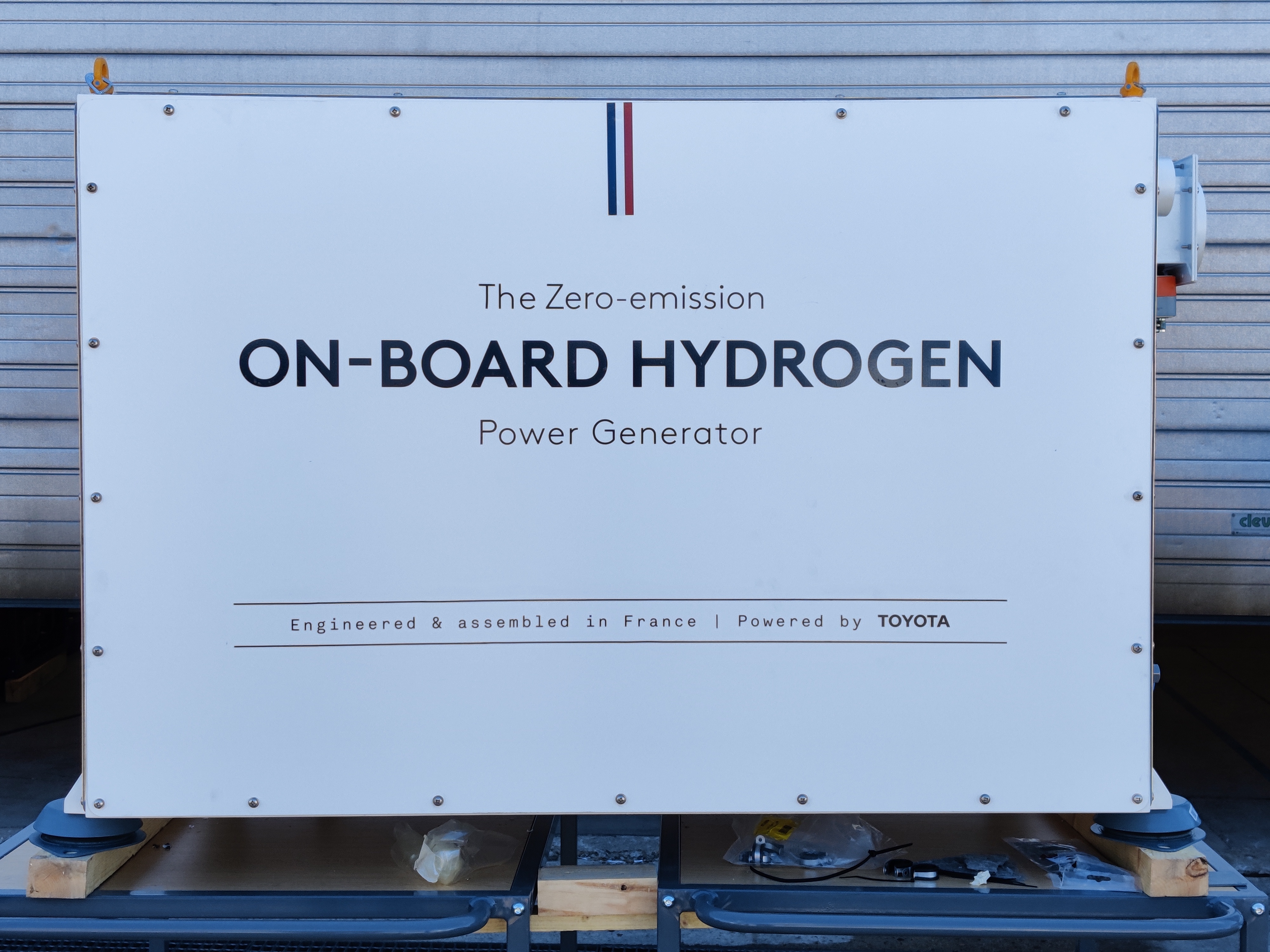 REXH2 Hydrogen Range Extender for zero emission boat